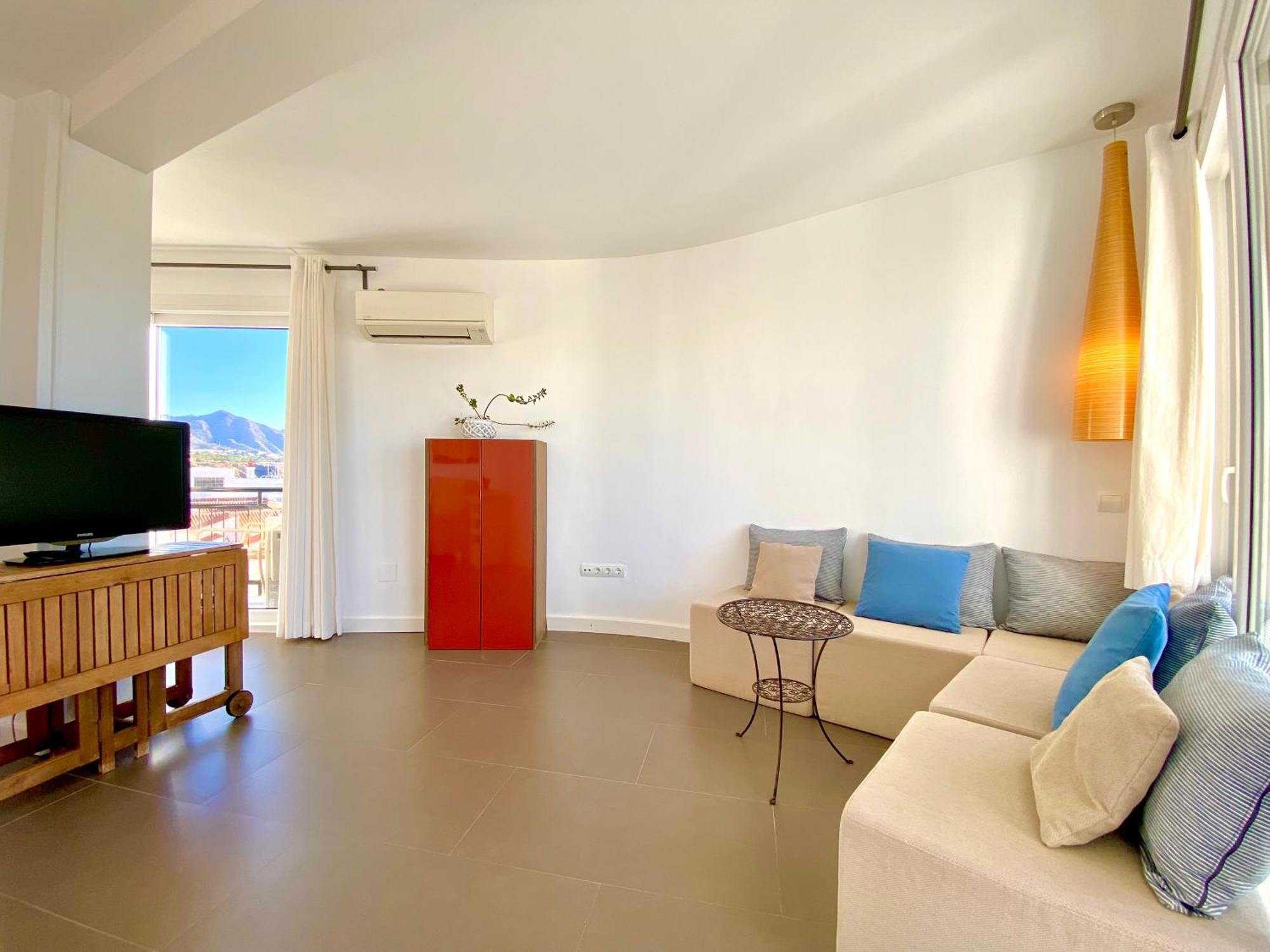 Modern Apartment Stunning Sea Views And Pool 네르하 외부 사진